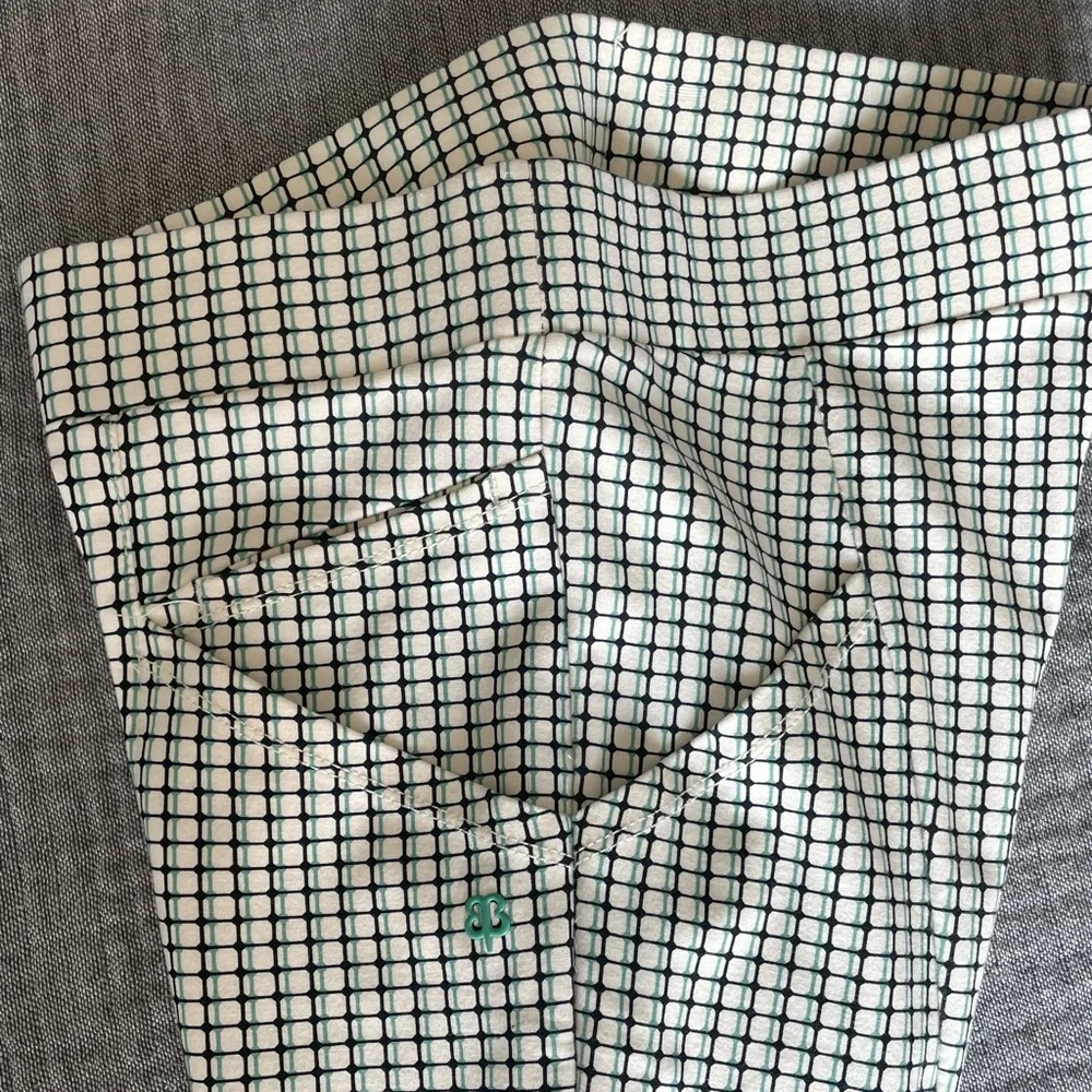 Skinny-Leg | Journey Pants (Mosaic)
6 pockets! Small Long! - Picture 4 of 6